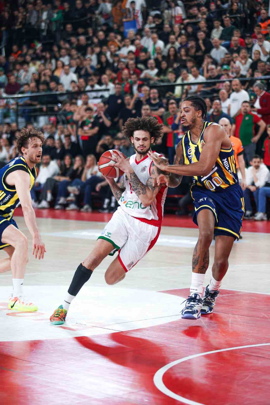 Basketbol Süper Ligi: Karşıyaka: 55 - Fenerbahçe: 91
