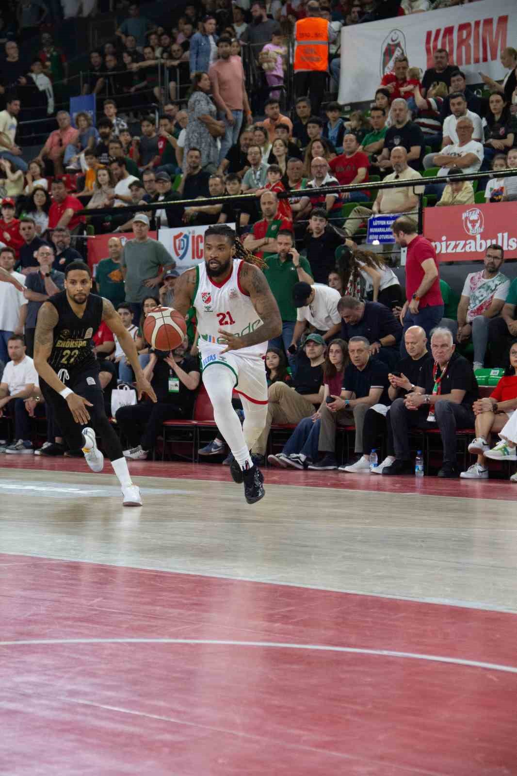 Basketbol Süper Ligi: Karşıyaka: 68 - Erokspor: 67
