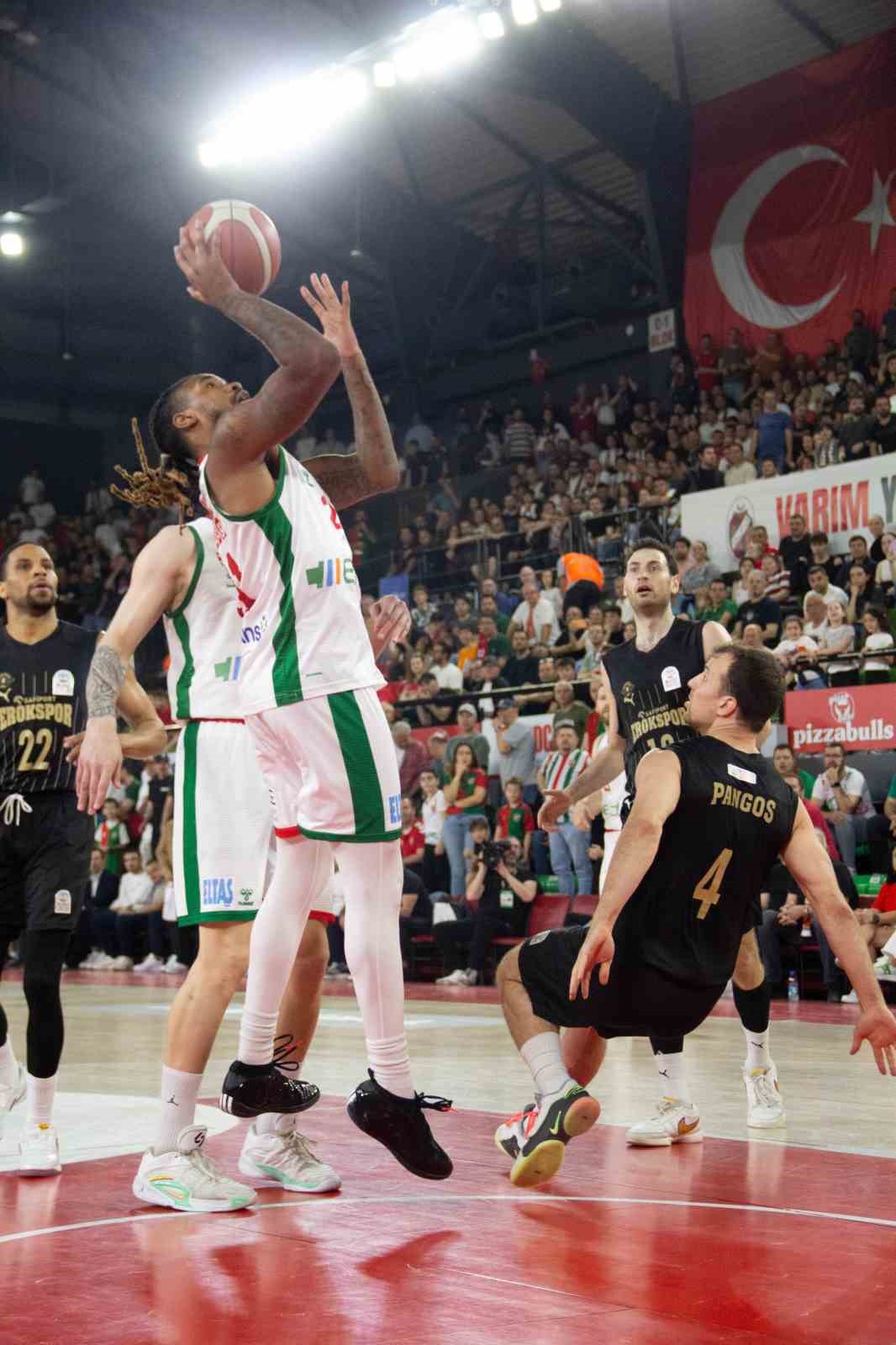 Basketbol Süper Ligi: Karşıyaka: 68 - Erokspor: 67
