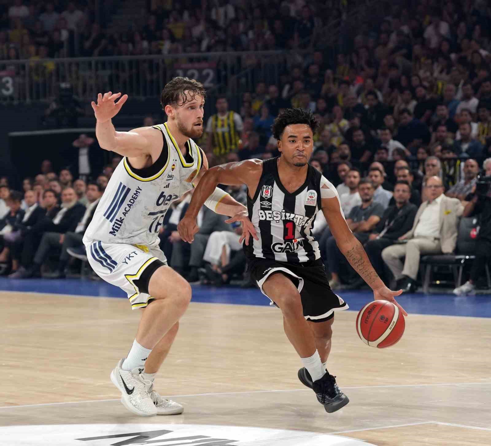 Basketbolda derbi heyecanı yaşanacak
Basketbolda derbi heyecanı yaşanacak