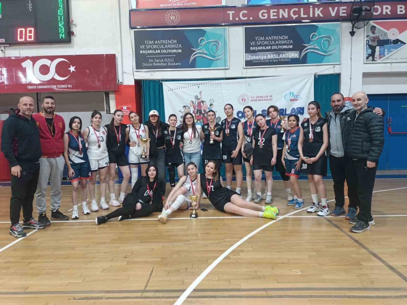 Basketbolda şampiyonlar belli oldu
