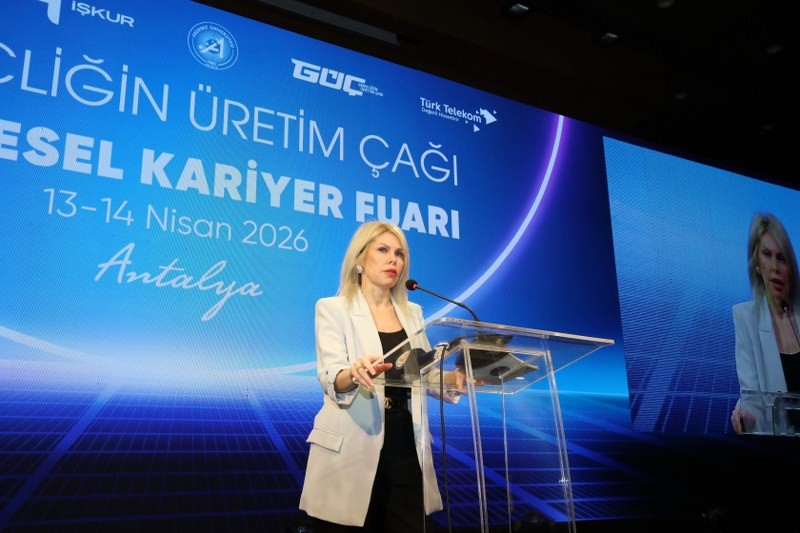 Batı Akdeniz Kariyer ve İstihdam Fuarı kapılarını açtı
