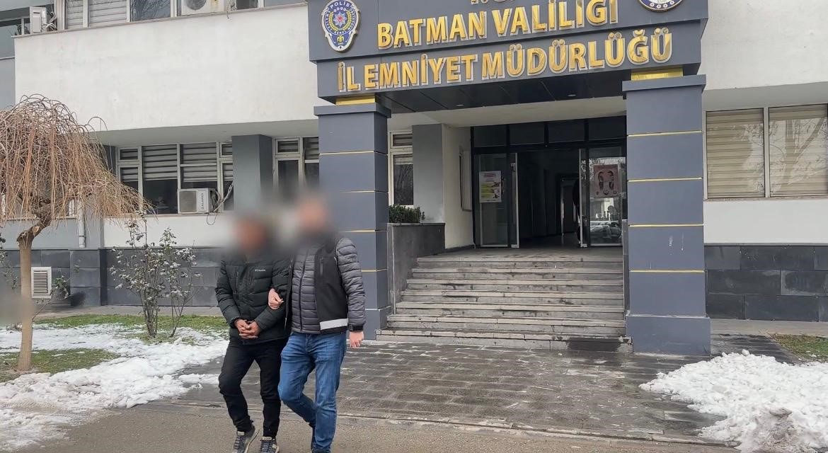 Batman polisinden nefes kesen operasyon: Tırda 51 kilo uyuşturucu ele geçirildi
