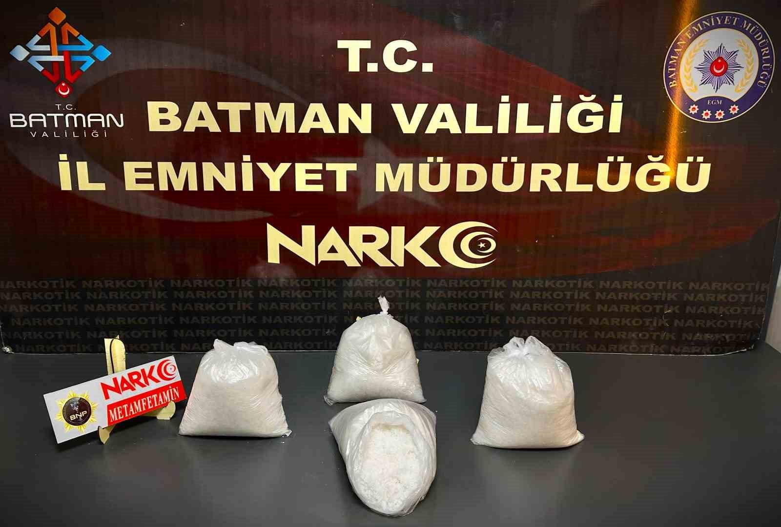 Batman’da 4 kilo 50 gram metamfetamin ele geçirildi
