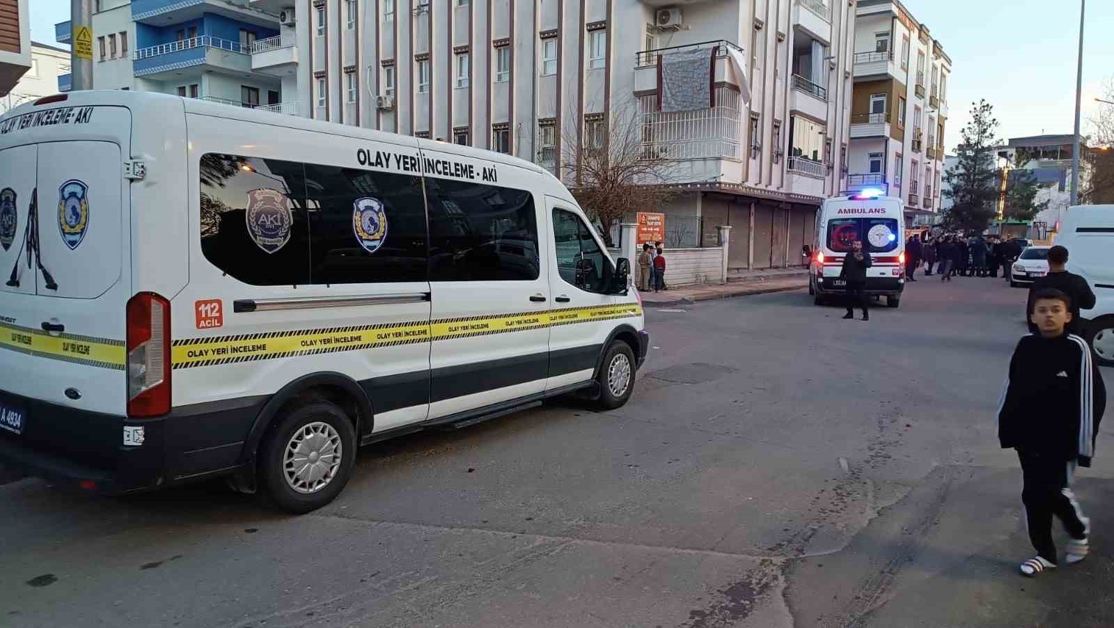 Batman’da aile katliamı: Anne ve ağabeyini öldürdü
