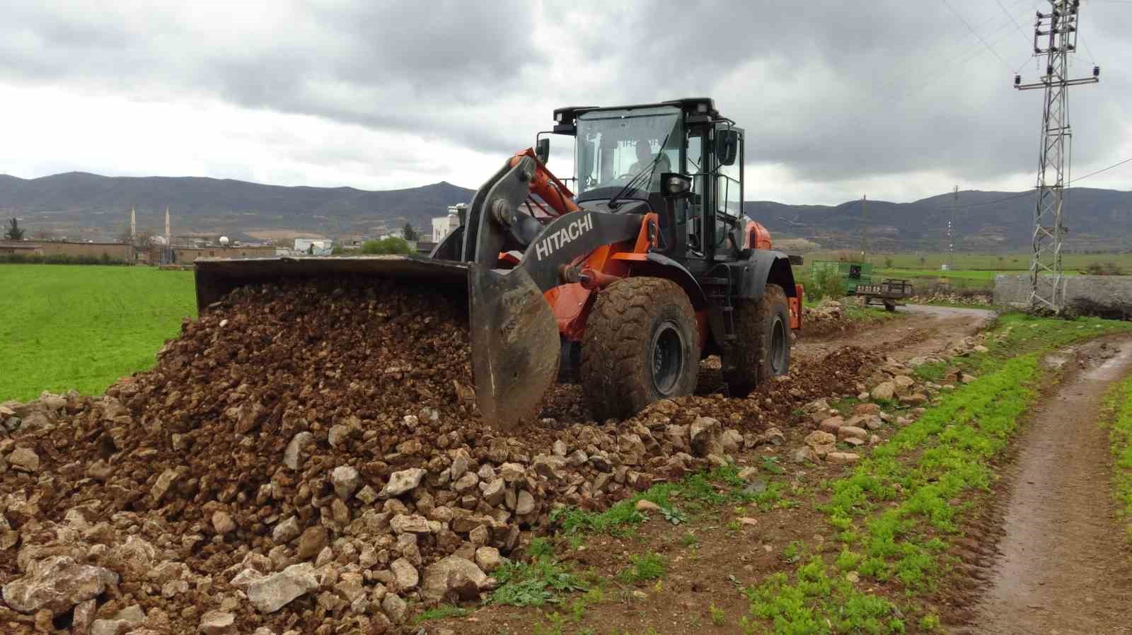 Batman’da araçta mahsur kalan hastanın yardımına ekipler koştu
