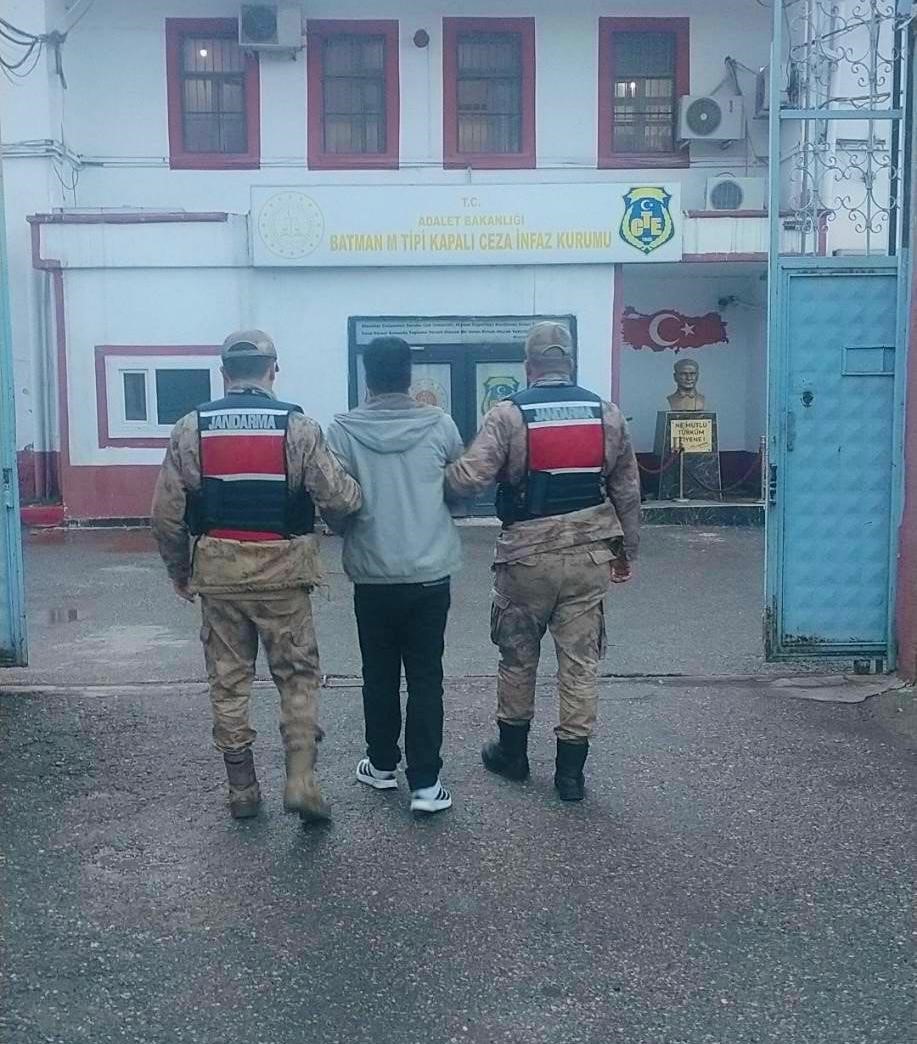 Batman’da aranan 33 şahıs yakalandı
