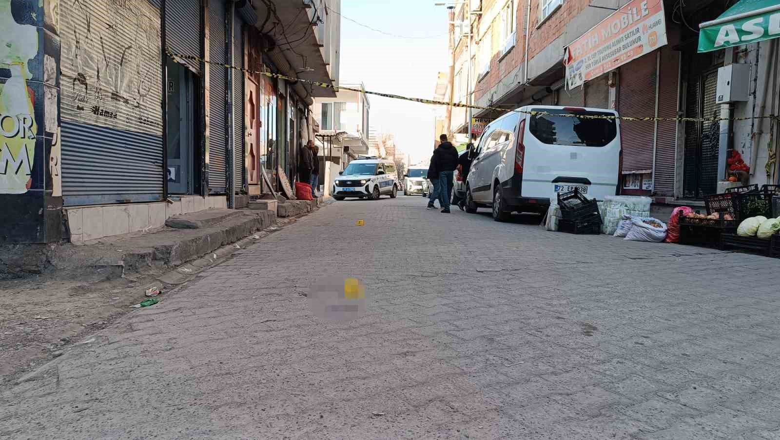 Batman’da bıçaklı kavga: 3 yaralı
