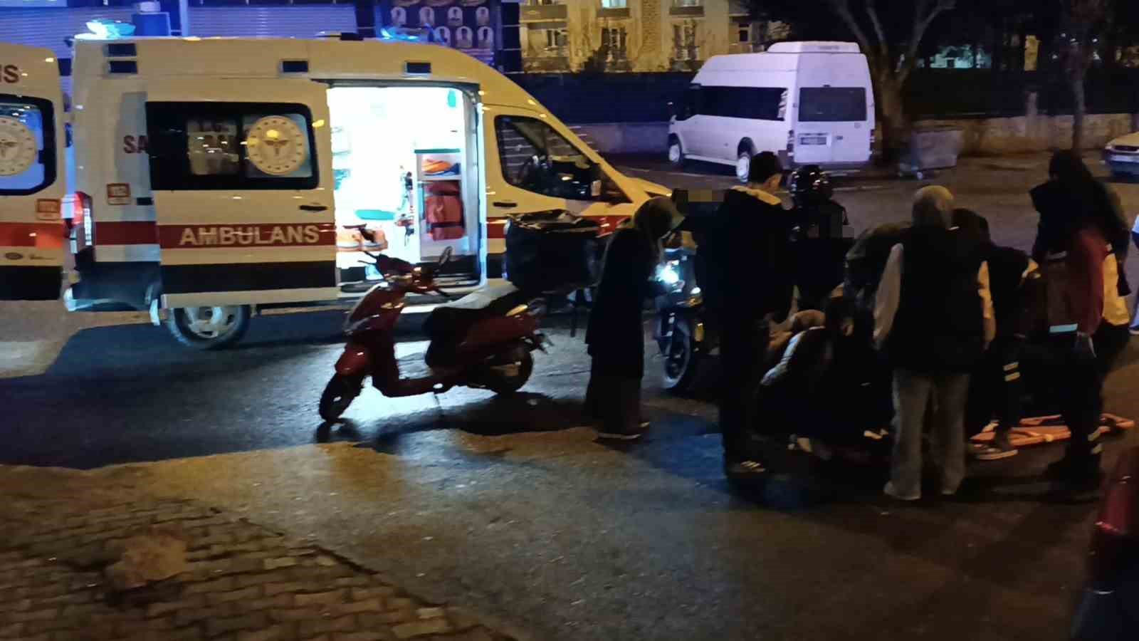 Batman’da motosikletten savrulan kurye yaralandı
