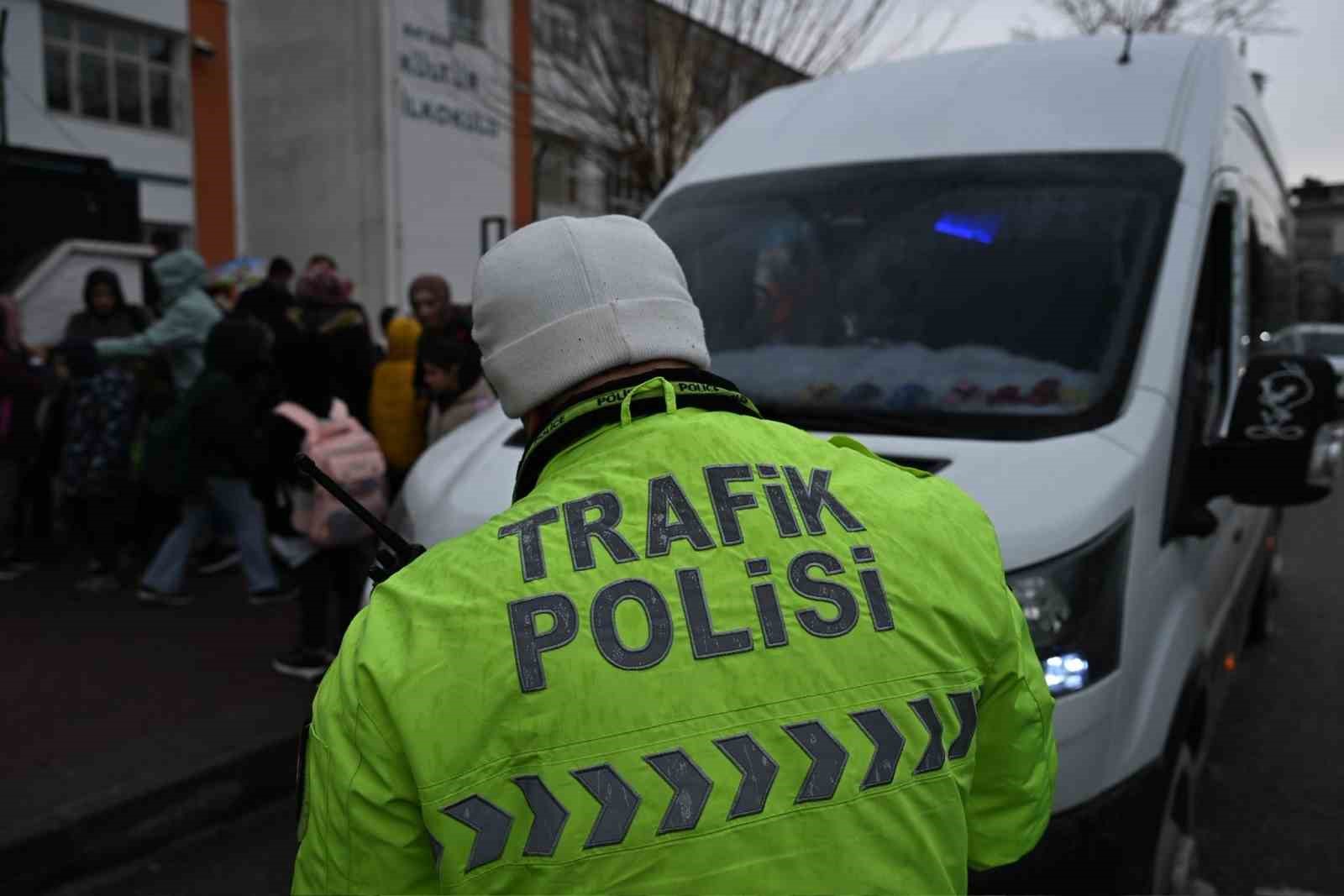 Batman’da okul servislerine sıkı denetim
