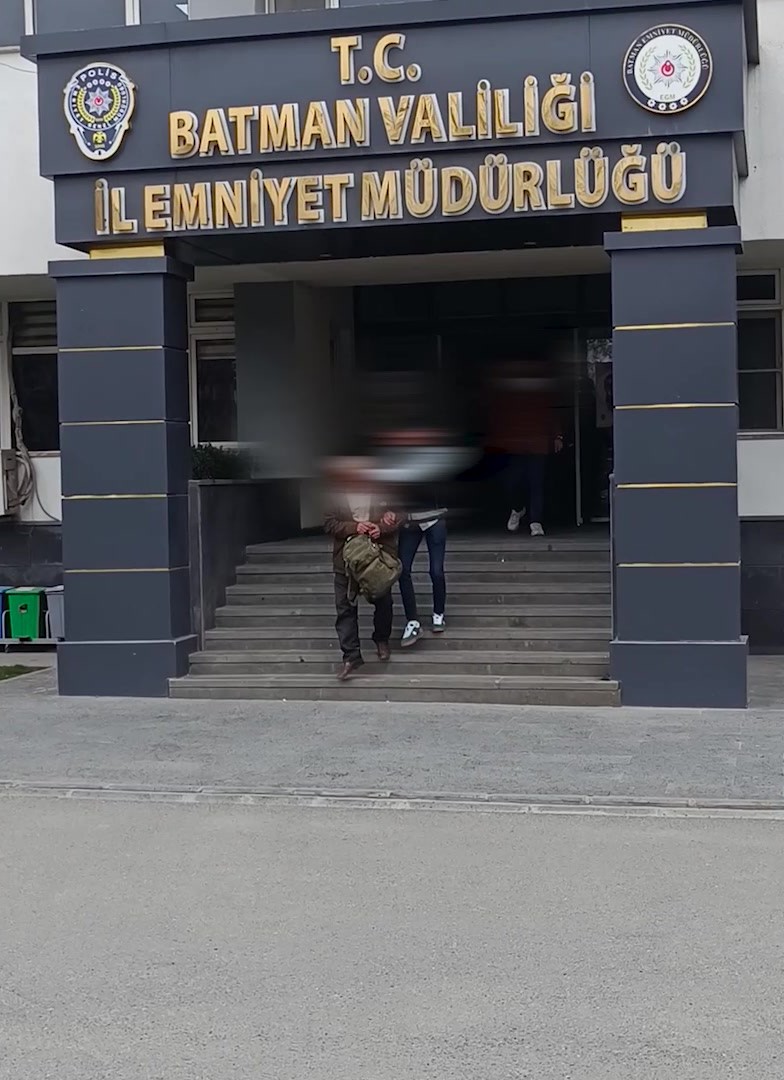 Batman’da otel odasında 514 gram metamfetamin ele geçirildi
