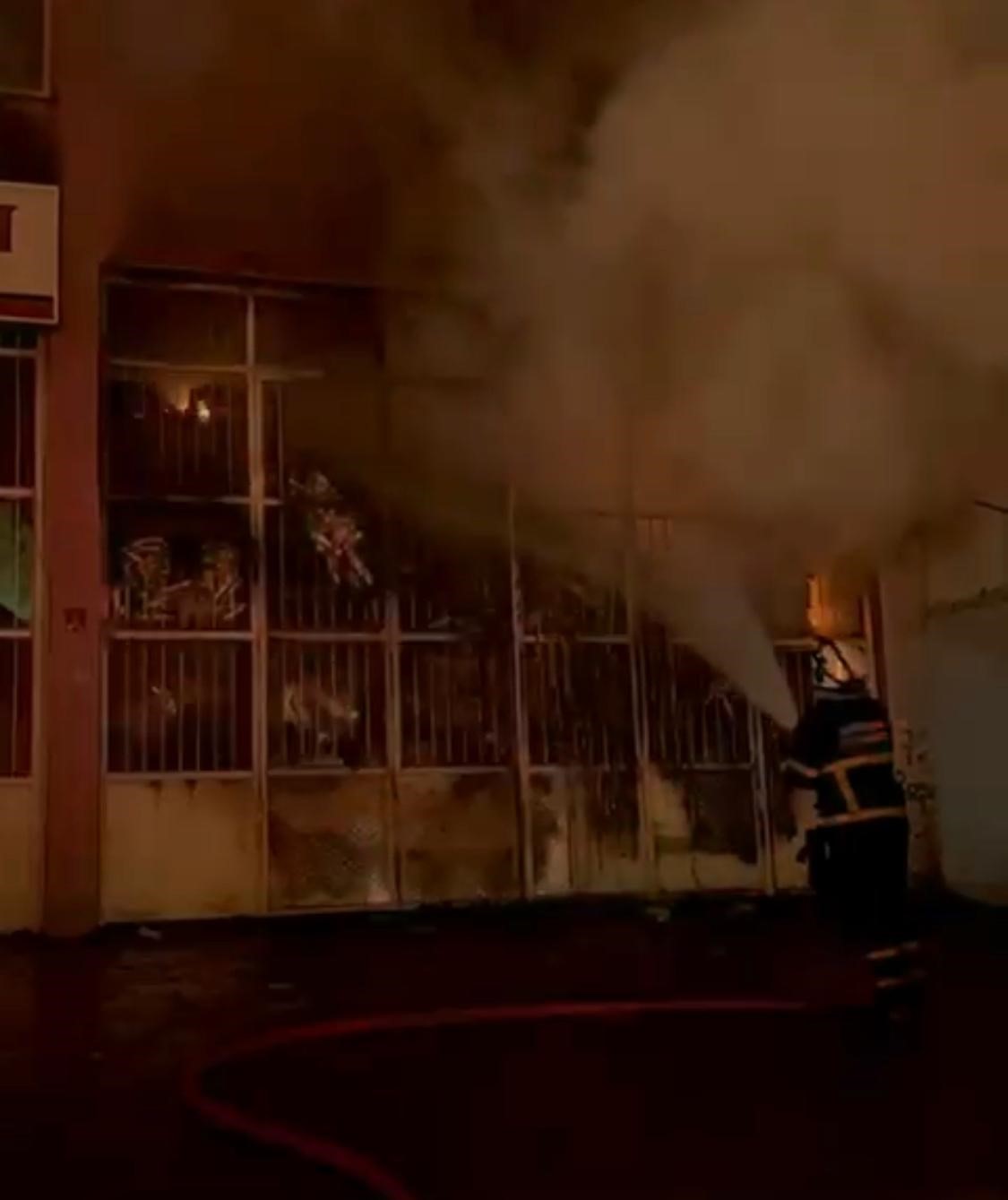 Batman’da sanayi sitesinde yangın: Alevler büyümeden söndürüldü
