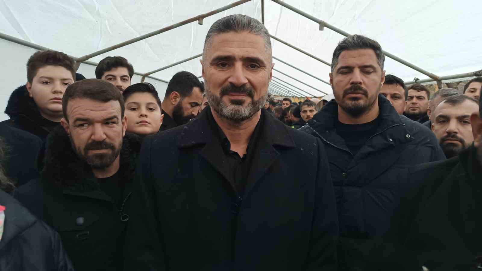 Batman’da şeyh Süleyman Bağdu, vefatının 20. yılında binlerce kişi tarafından anıldı
