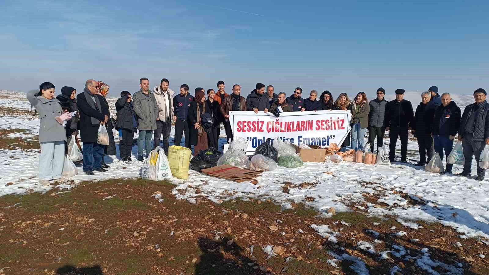 Batman’da yaban hayvanları için doğaya yem bırakıldı
