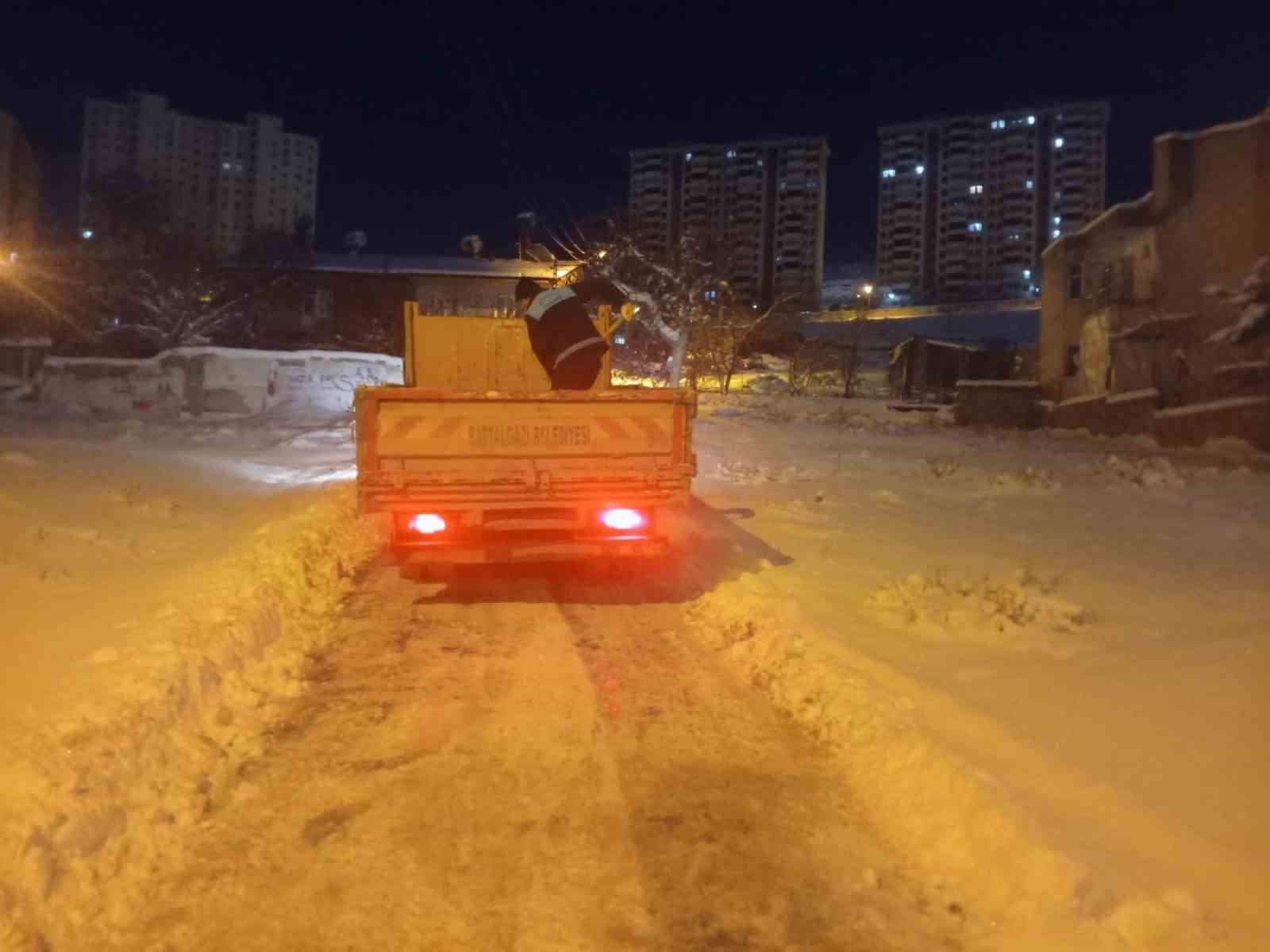 Battalgazi’de tüm mahallelerde yollar ulaşıma açıldı
