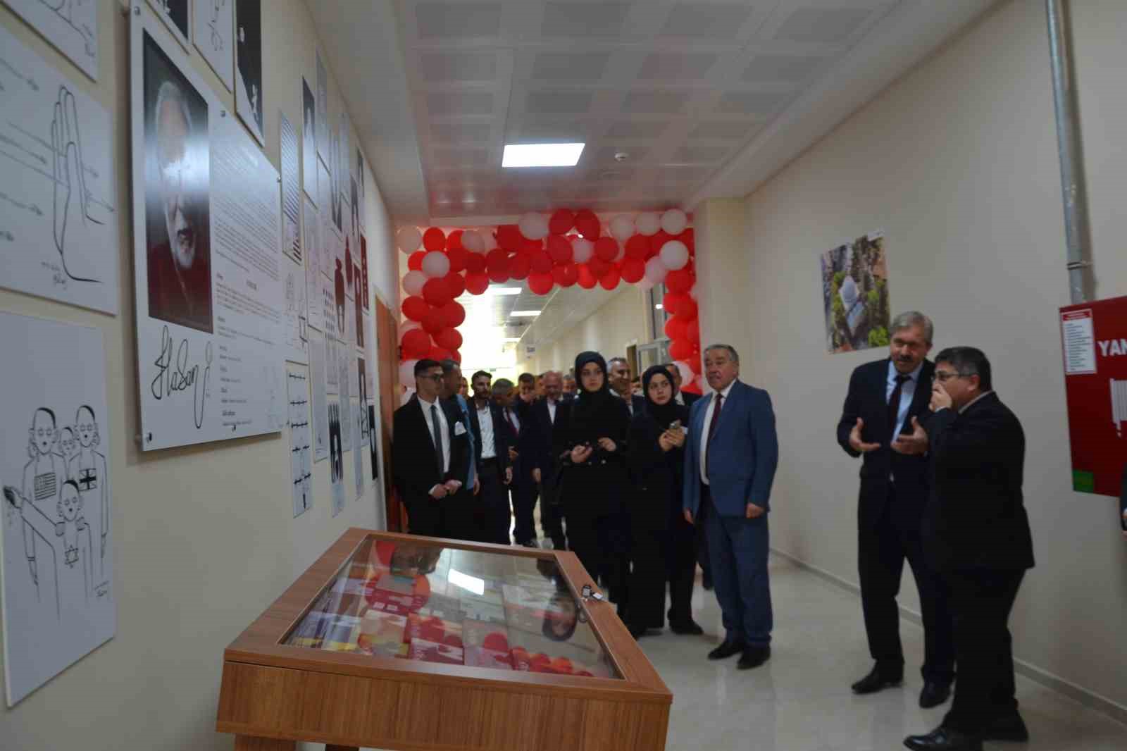 BAÜN İlahiyat Fakültesinden ünlü çizer Hasan Aycın’a vefa
