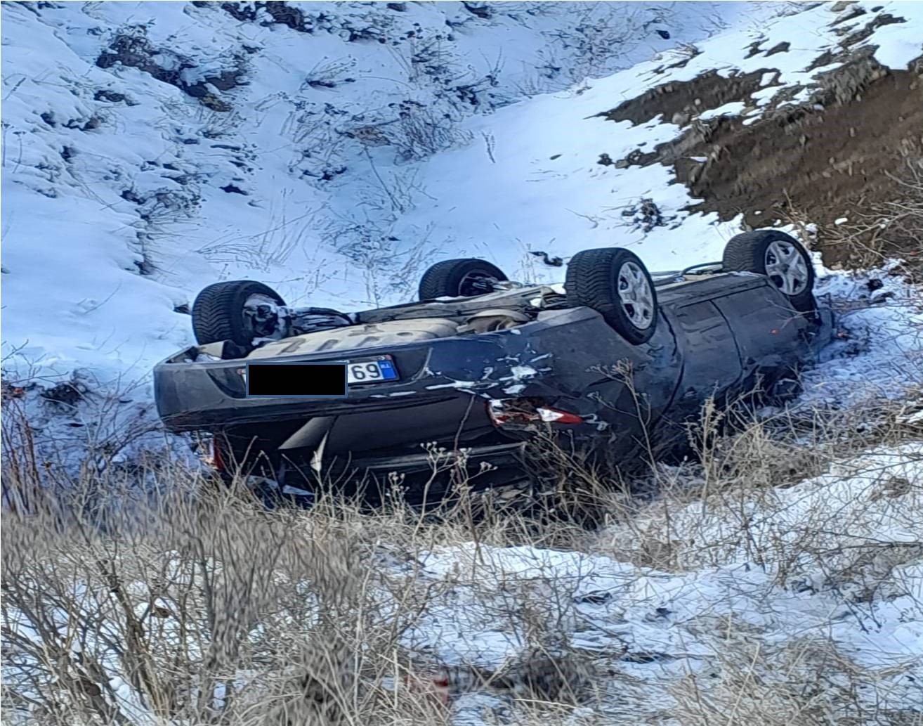 Bayburt-Erzincan yolu can almaya devam ediyor
Bayburt-Erzincan yolu can almaya devam ediyor