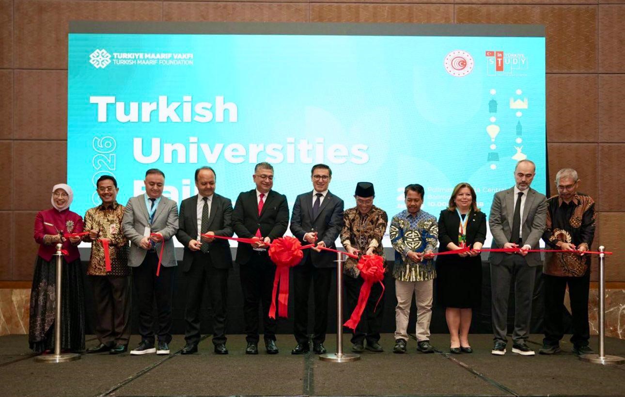 Bayburt Üniversitesi’nin uluslararasılaşma vizyonu Endonezya’da güçlendi
Bayburt Üniversitesi’nin uluslararasılaşma vizyonu Endonezya’da güçlendi