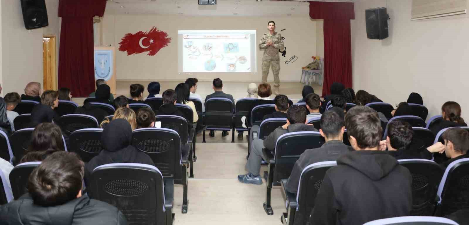 Bayburt’ta 3 Bin 296 lise öğrencisine JSGA tanıtıldı
