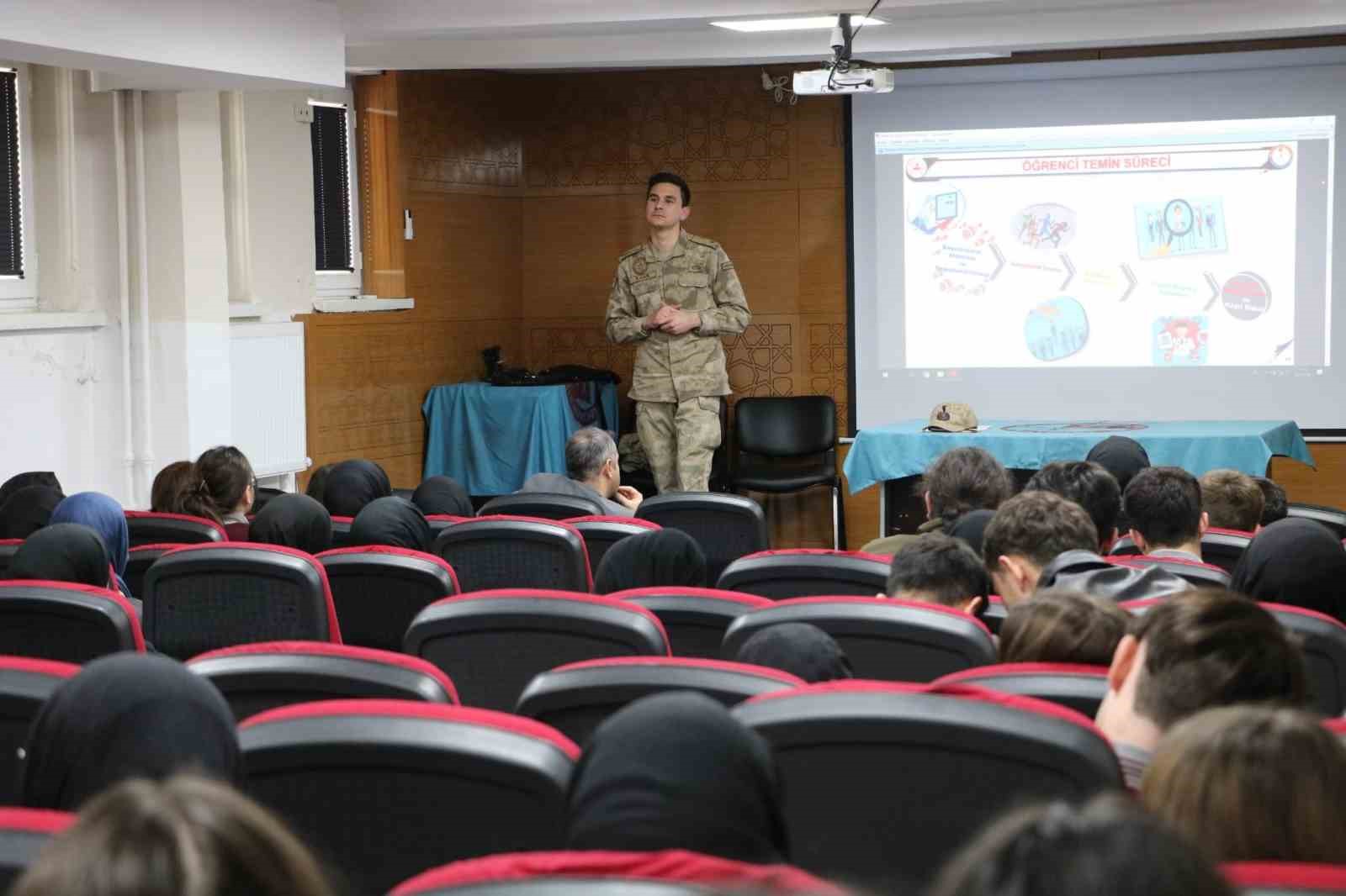 Bayburt’ta 3 Bin 296 lise öğrencisine JSGA tanıtıldı
