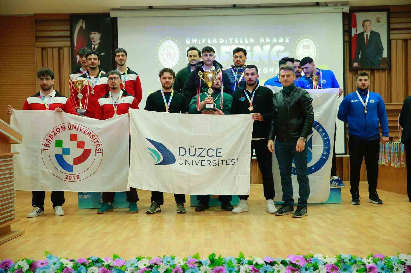 Bayburt’ta 3 gün süren rafting şampiyonasında şampiyonlar belli oldu
