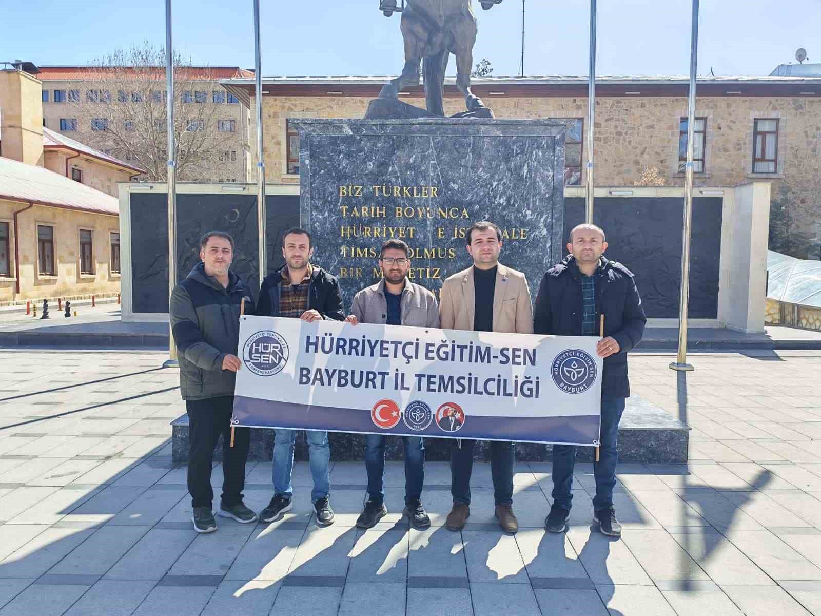 Bayburt’ta eğitimcilerden okul saldırılarına tepki
