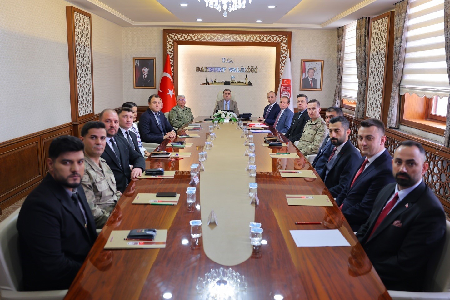 Bayburt’ta güvenlik ve asayiş tedbirleri değerlendirildi
