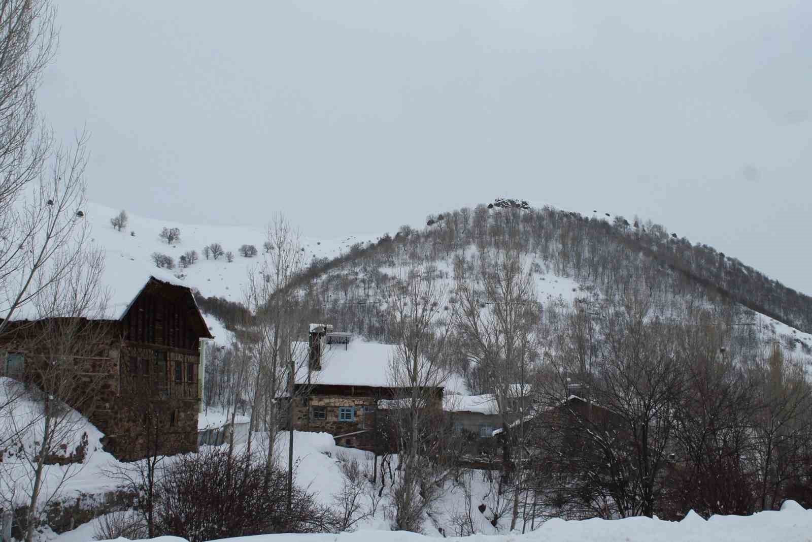 Bayburt’ta karla karışık yağmur, yüksek kesimlerde kar bekleniyor
