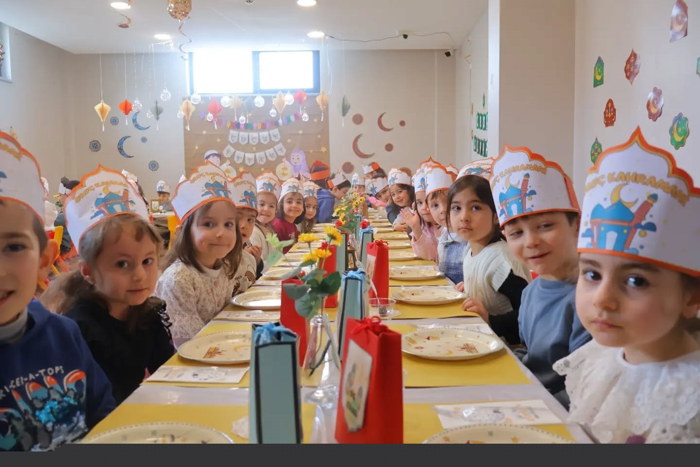Bayburt’ta minikler çocuk iftarında ramazan sevincini yaşadı
