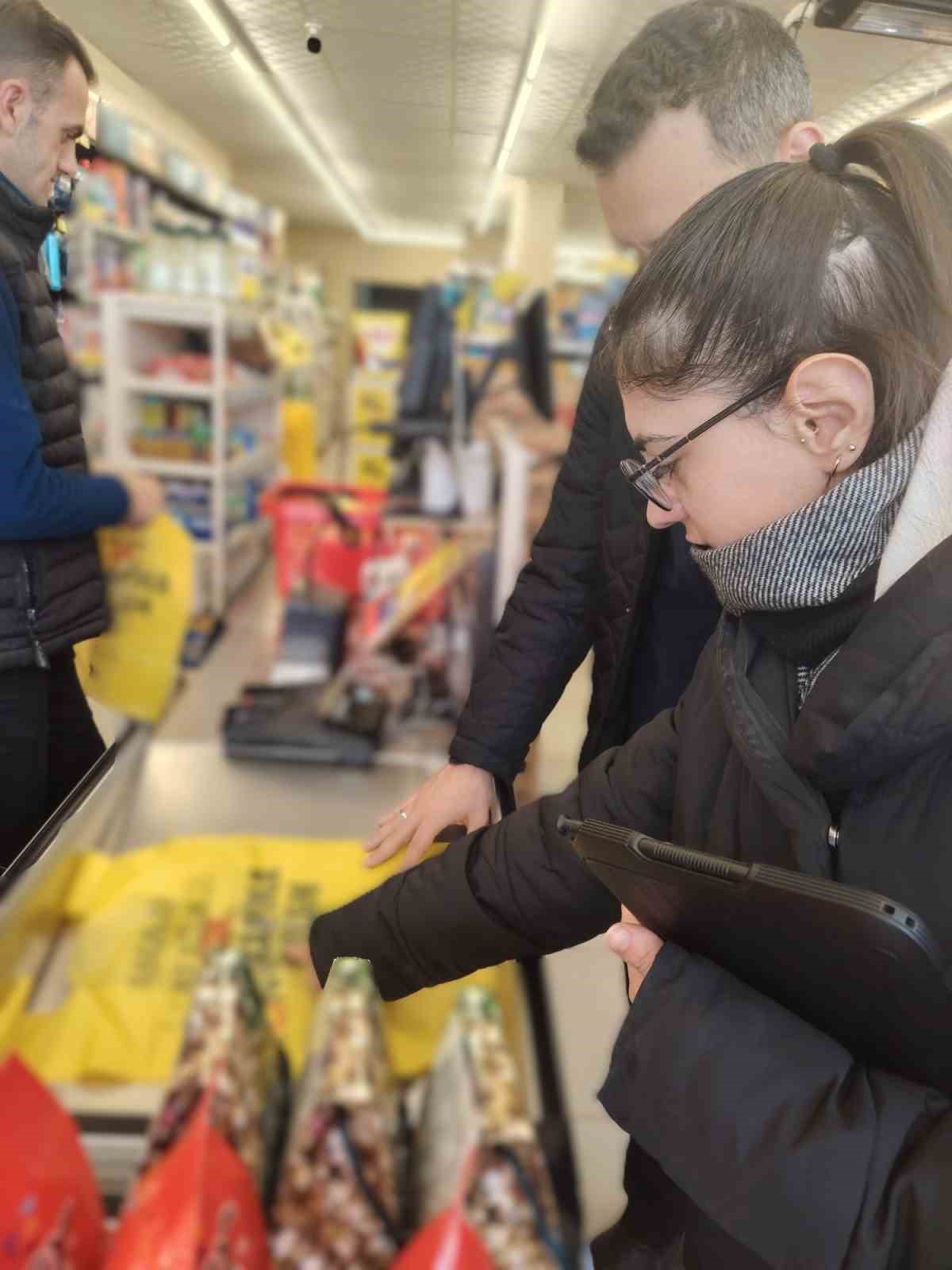 Bayburt’ta plastik poşet ücretleri denetlendi
