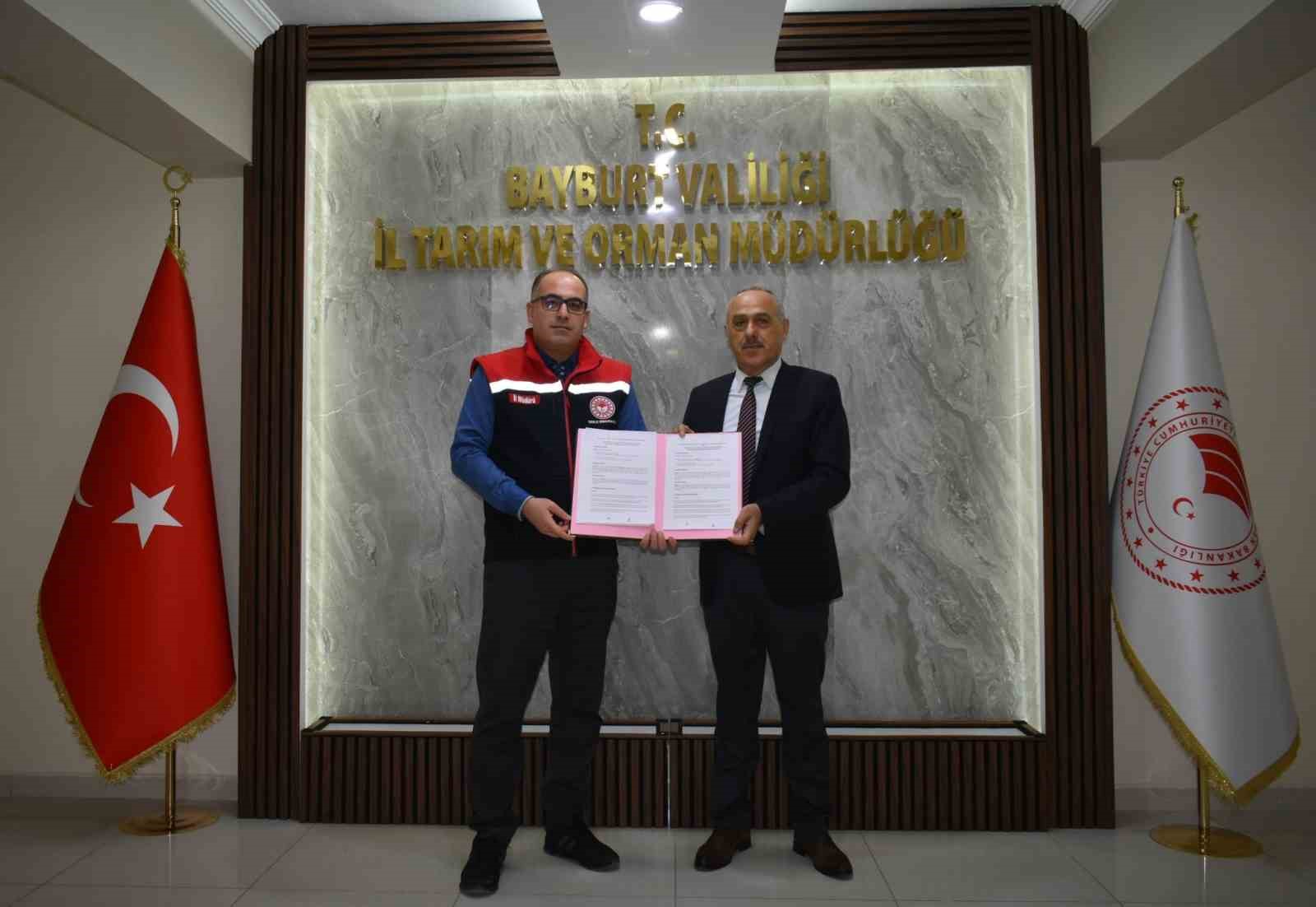 Bayburt’ta sosyal hizmet kuruluşlarına tarımsal üretim desteği
