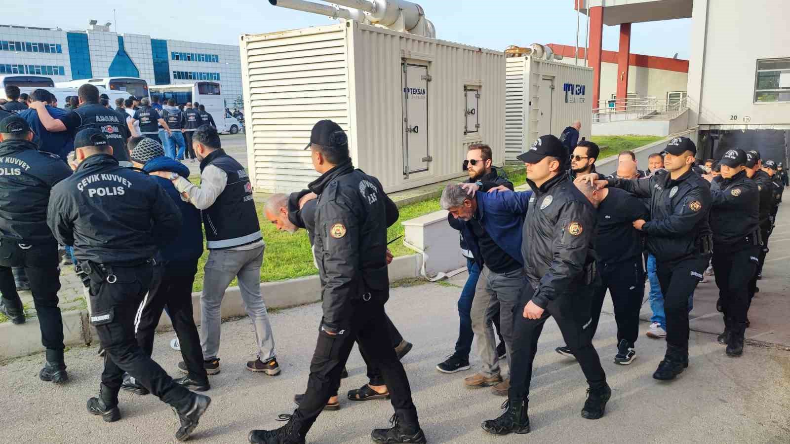 Bayğaralar suç örgütüne yönelik operasyonda gözaltına alınan 287 şüpheli adliyeye sevk edildi
