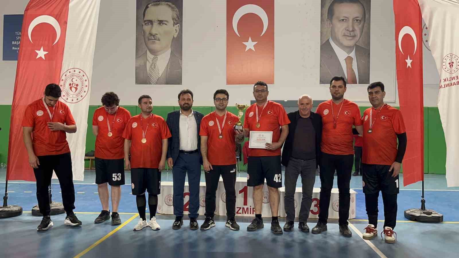 Bayındır’da filede büyük final: Şampiyon fair play
