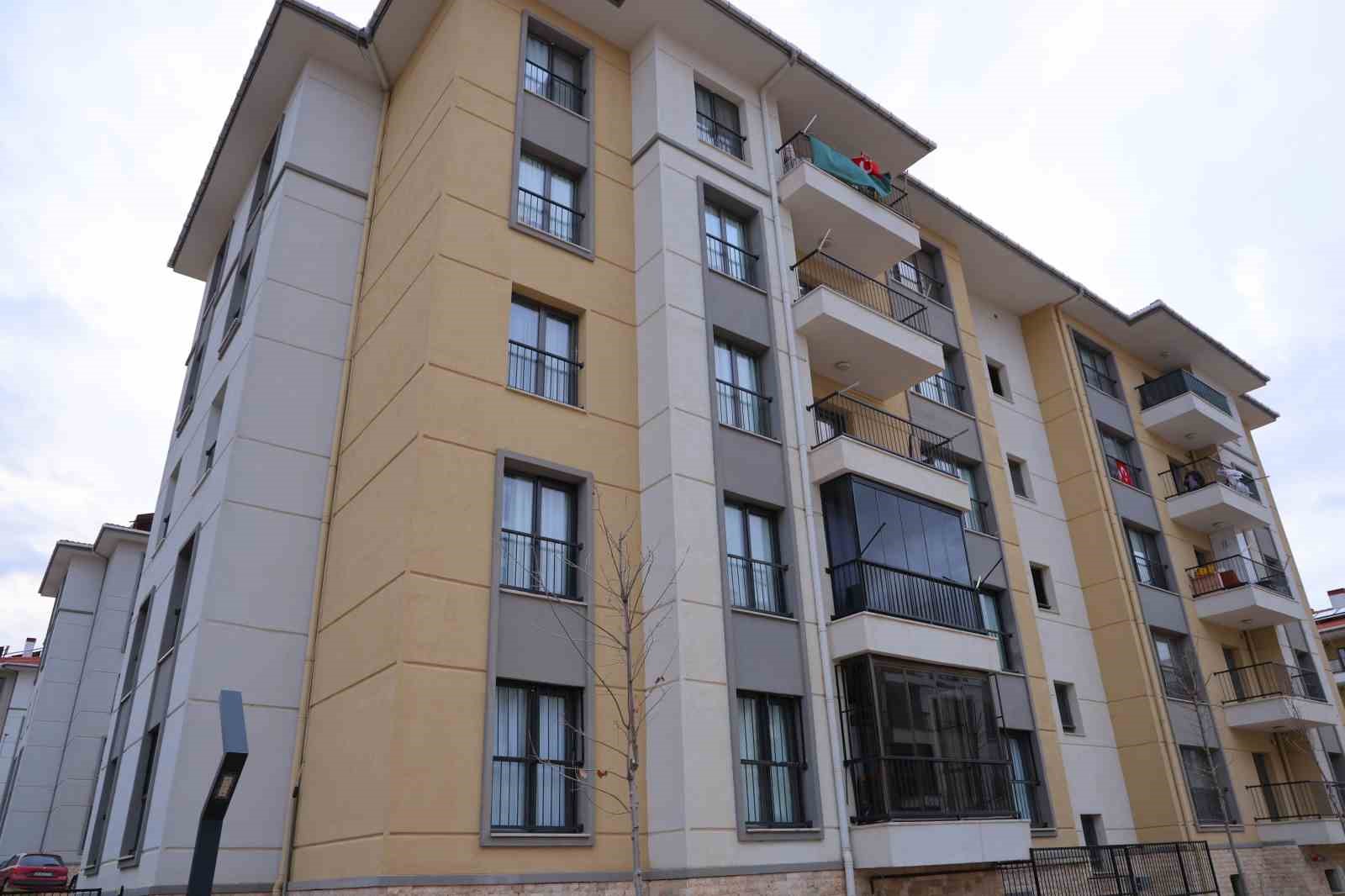 Baykar’dan depremzedelere kalıcı destek: Depremzedelerin yüzü gülüyor
