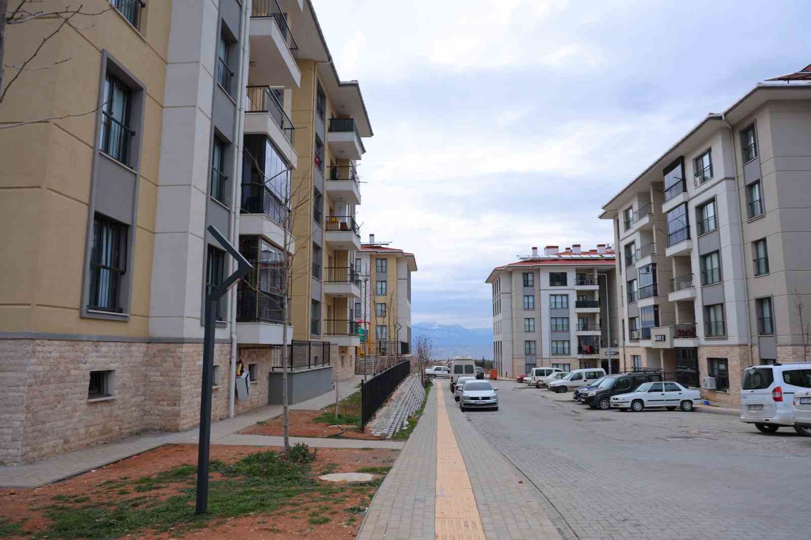 Baykar’dan depremzedelere kalıcı destek: Depremzedelerin yüzü gülüyor
