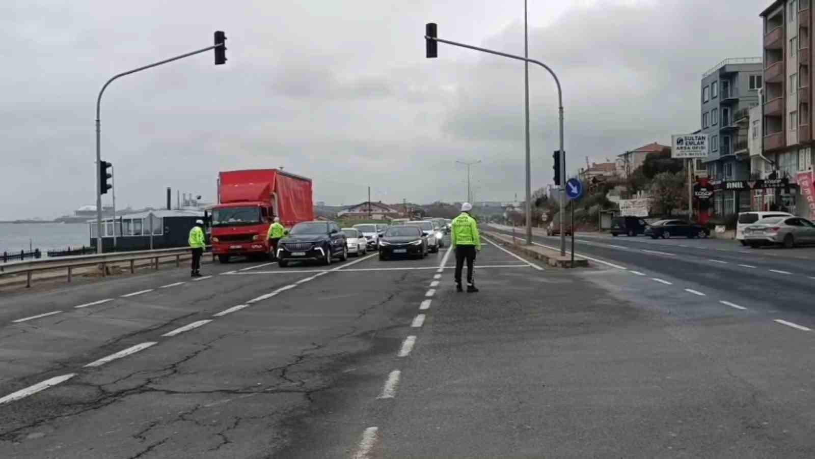 Bayram dönüşünde Tekirdağ yolunda ağır vasıta kısıtlaması
