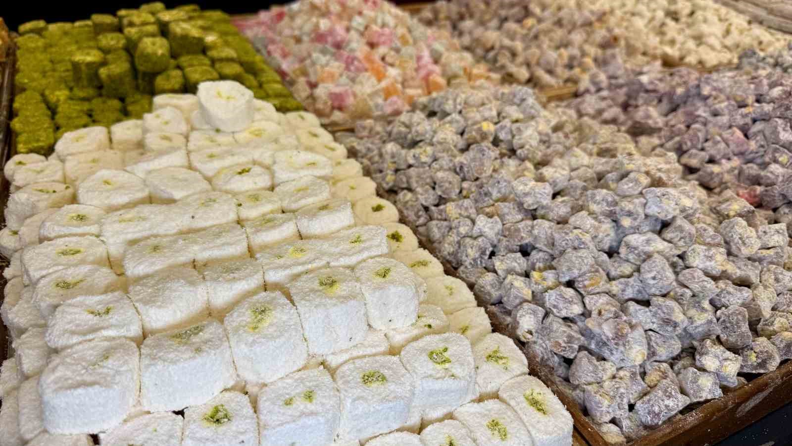 Bayram öncesi lokum ve şekerleme satışları arttı
