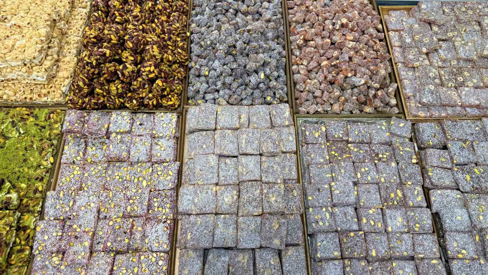 Bayram öncesi lokum ve şekerleme satışları arttı
