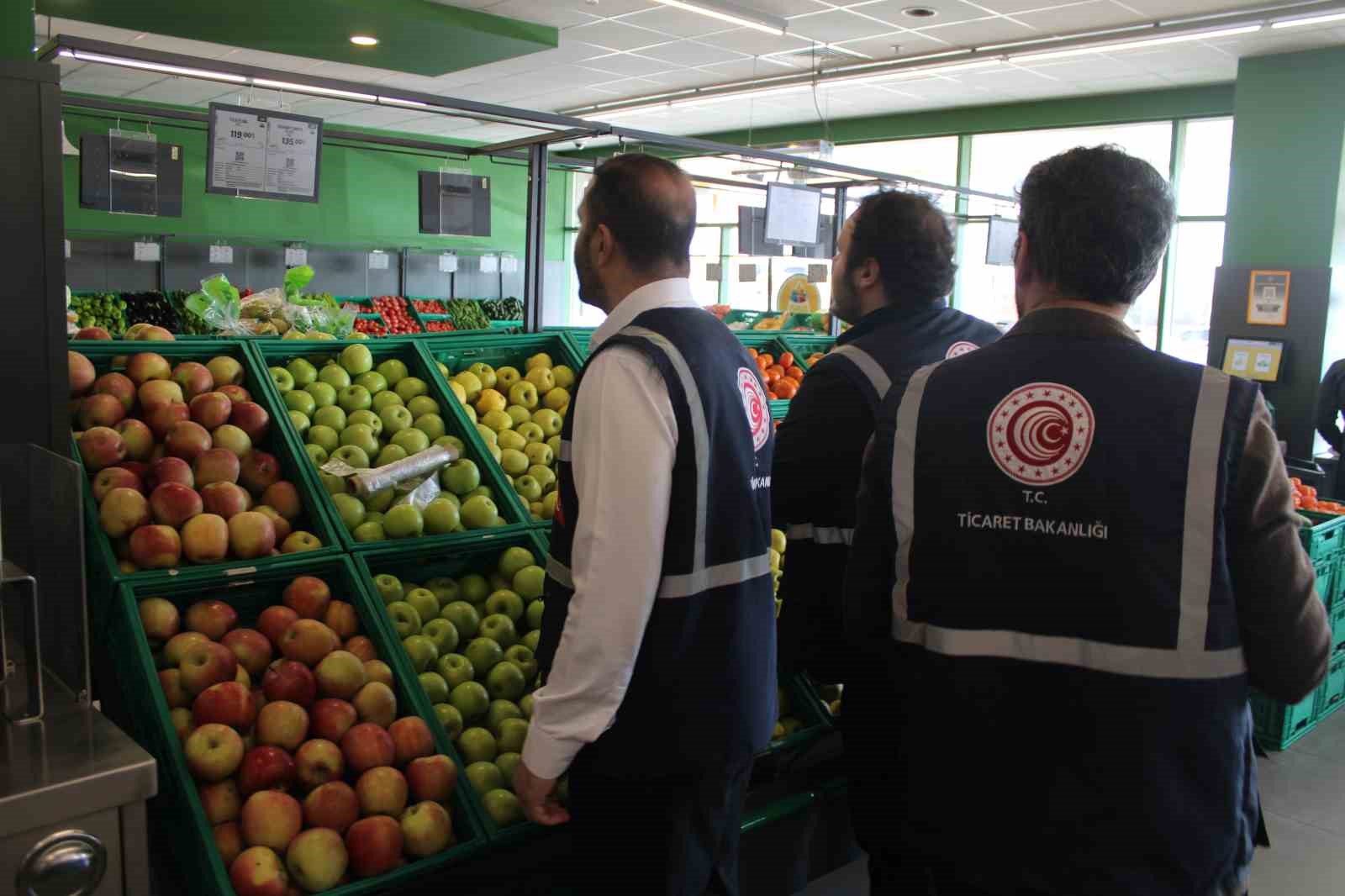 Bayram öncesi marketlerde denetim arttı
