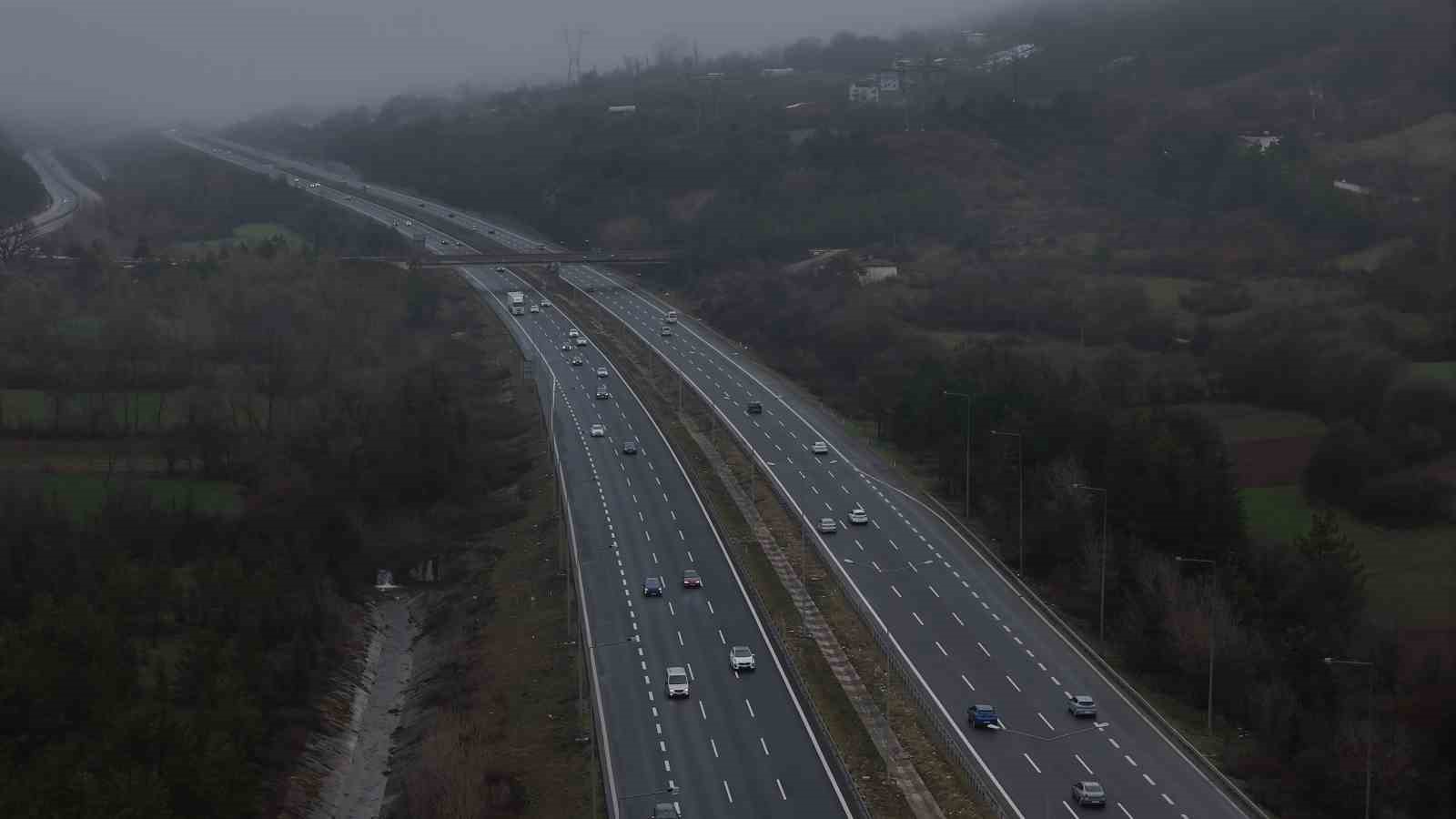 Bayram tatili bitiyor, dönüş başladı: Yollarda bayram trafiği
