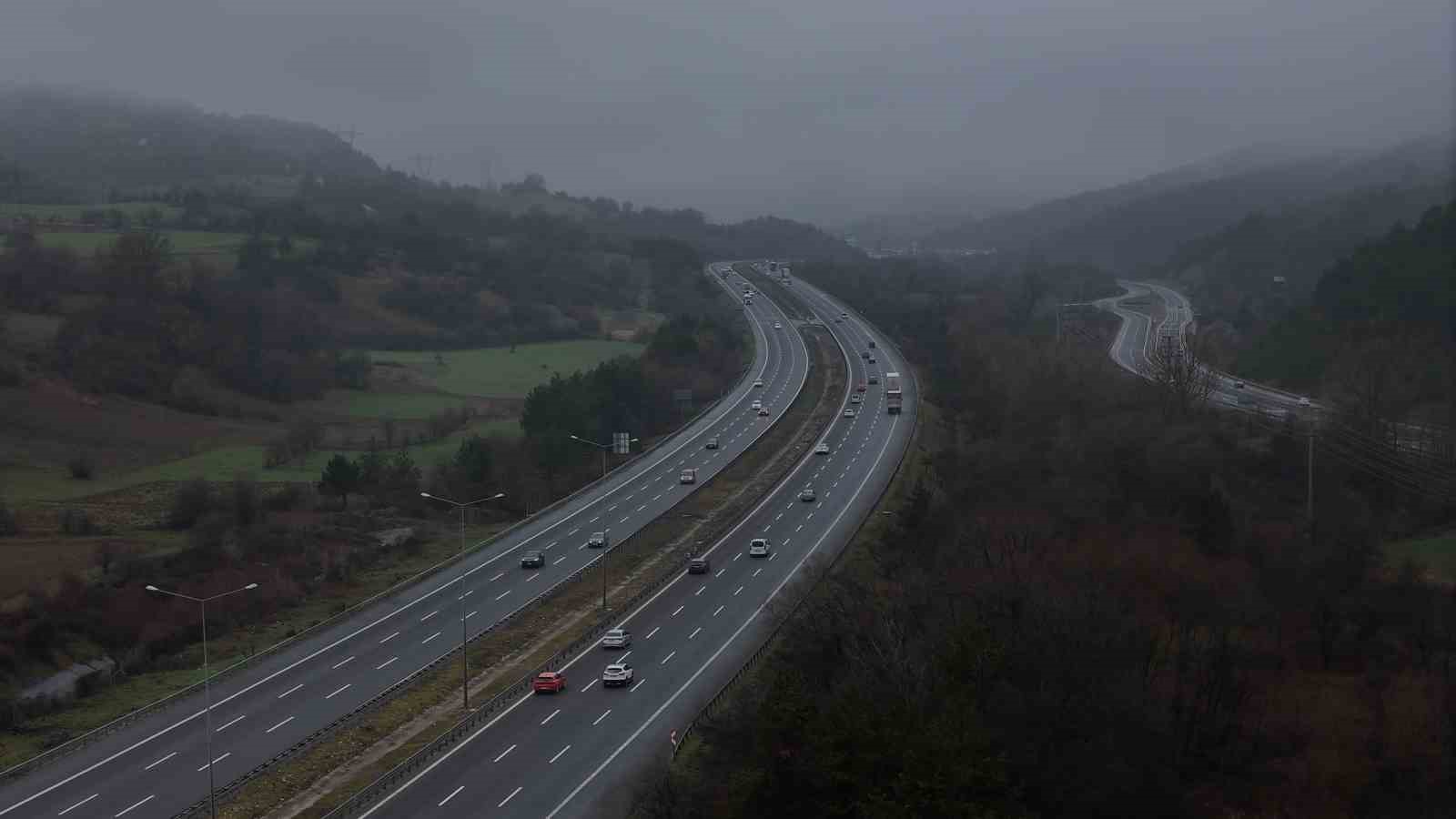 Bayram tatili bitiyor, dönüş başladı: Yollarda bayram trafiği
