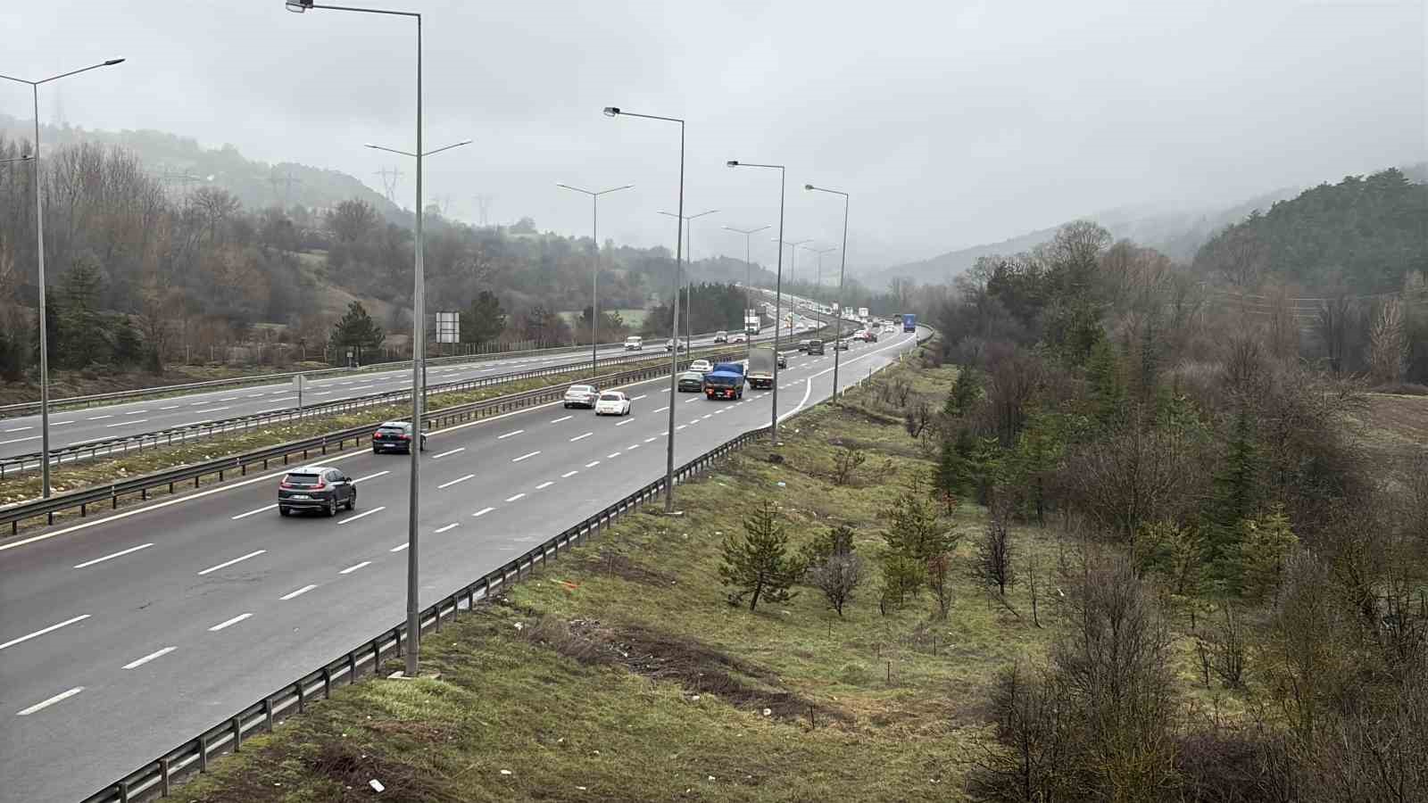 Bayram tatili bitiyor, dönüş başladı: Yollarda bayram trafiği
