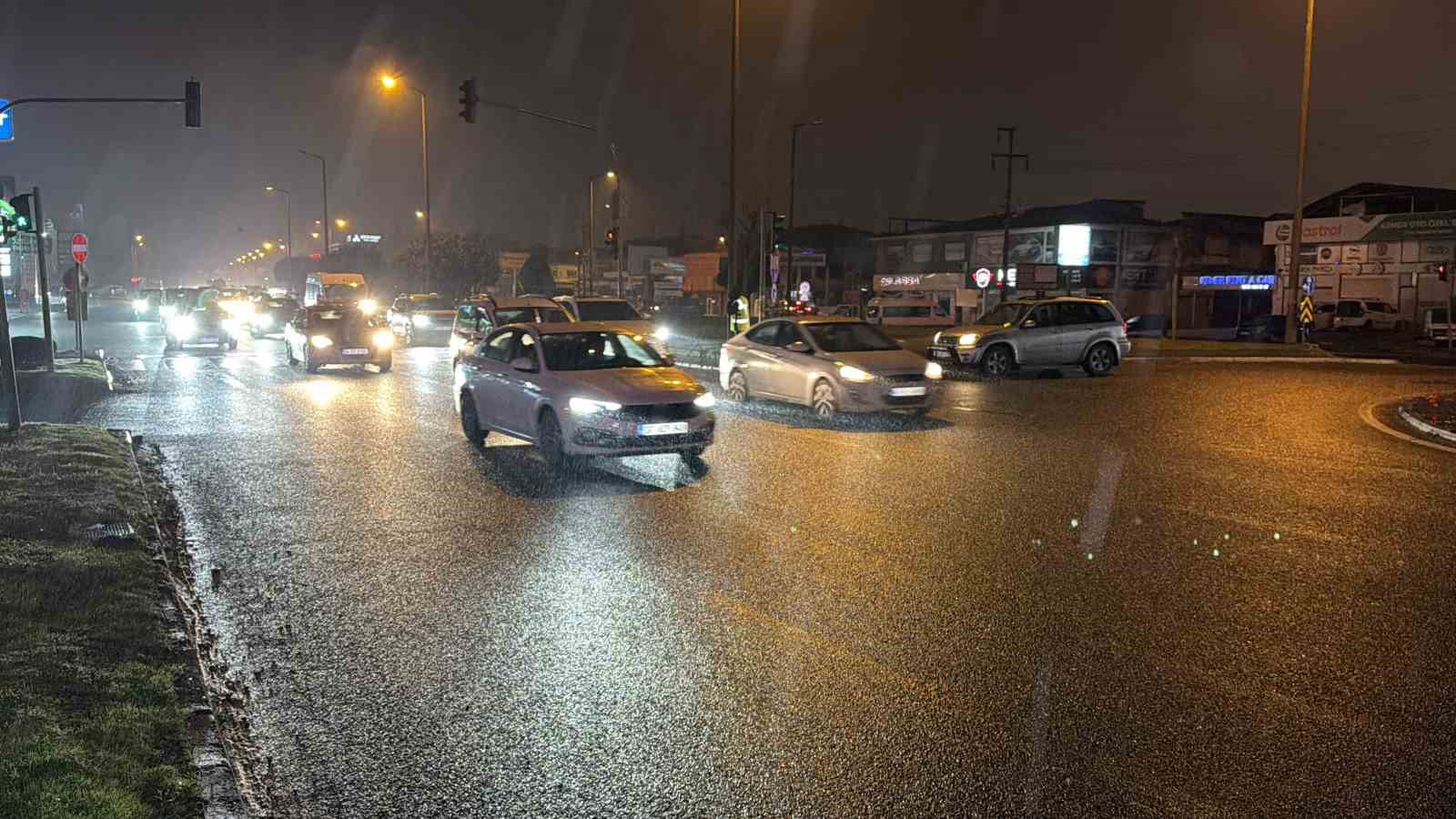 Bayram yoğunluğuna polis müdahalesi
