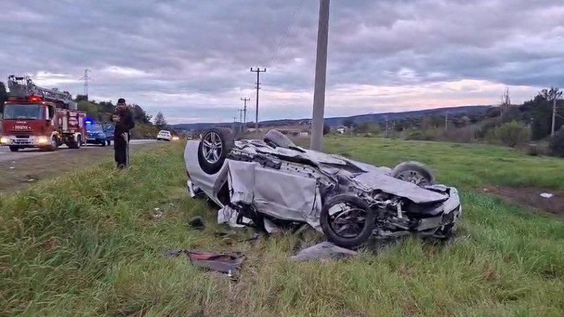 Bayram yolunda feci kaza: Otomobiller kafa kafaya çarpıştı, 7 kişi yaralandı
