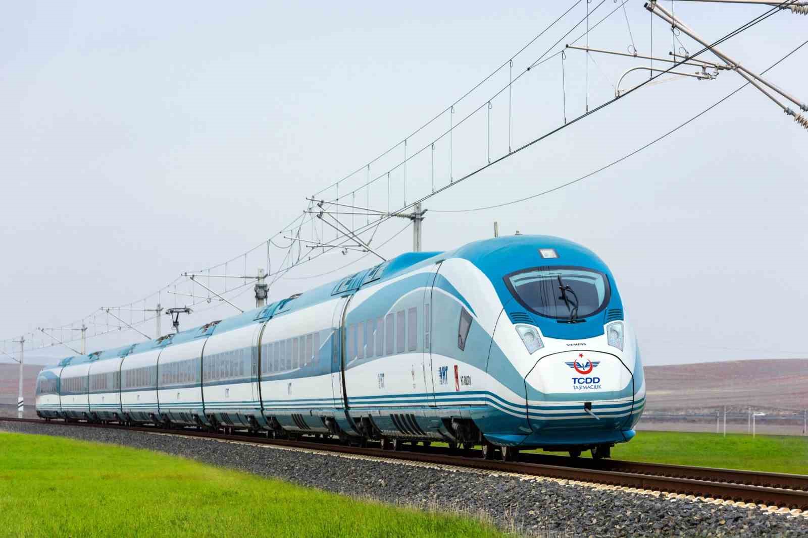 Bayramda otoyol ve köprülerden 12,3 milyon araç geçti
Bayramda otoyol ve köprülerden 12,3 milyon araç geçti