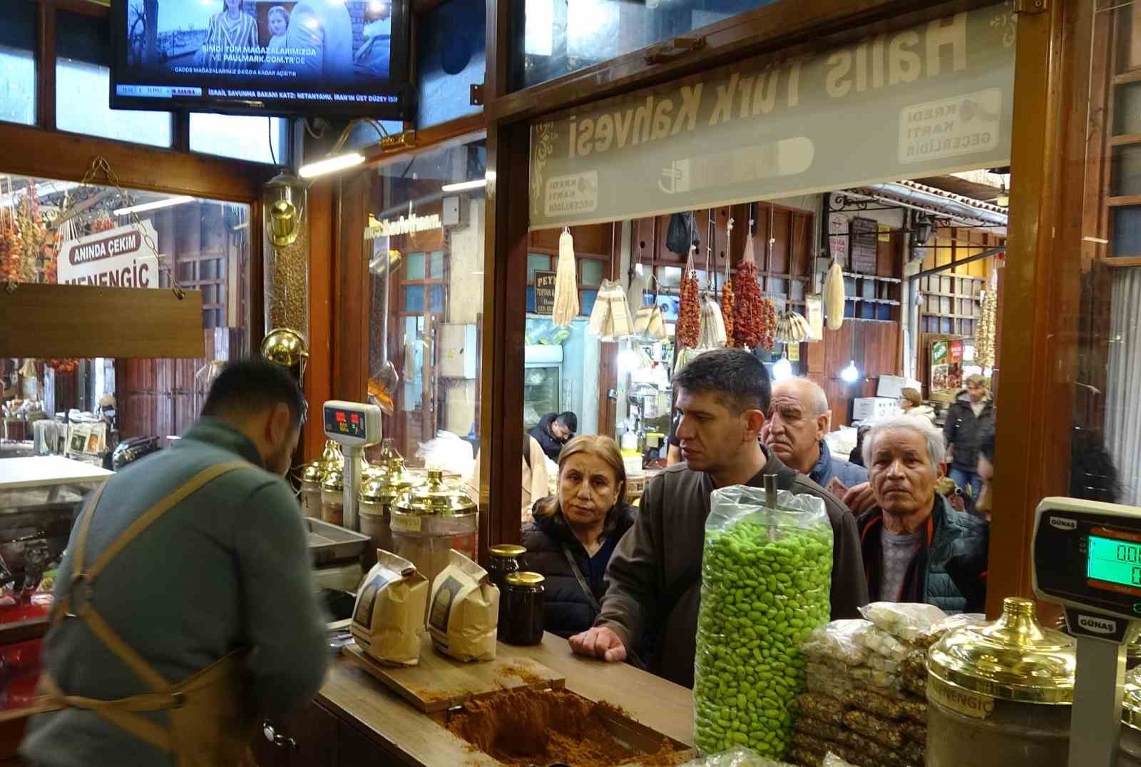 Bayramların geleneksel ikramı: Türk kahvesi
