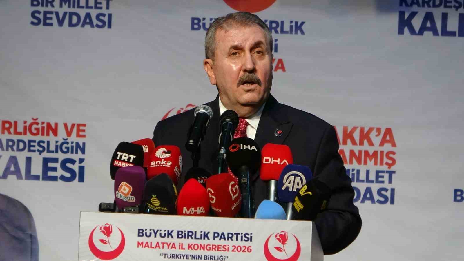 BBP Genel Başkanı Destici: "Deprem bölgeleri ayağa kalkıyor, devletimiz güçlüdür"
