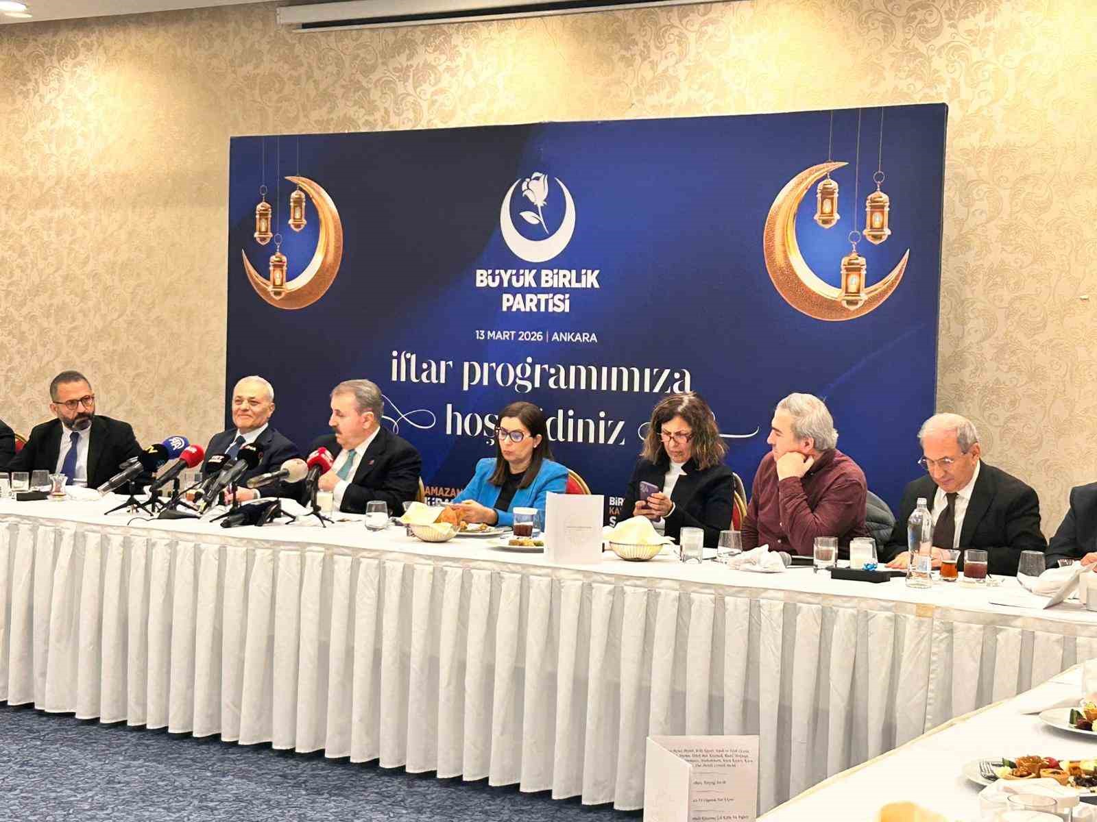 BBP Genel Başkanı Destici: "Ne Amerika’nın, ne İsrail’in barış adına verebilecekleri hiçbir şey yoktur"
