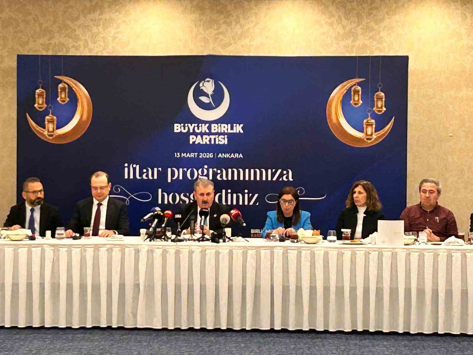BBP Genel Başkanı Destici: "Ne Amerika’nın, ne İsrail’in barış adına verebilecekleri hiçbir şey yoktur"
