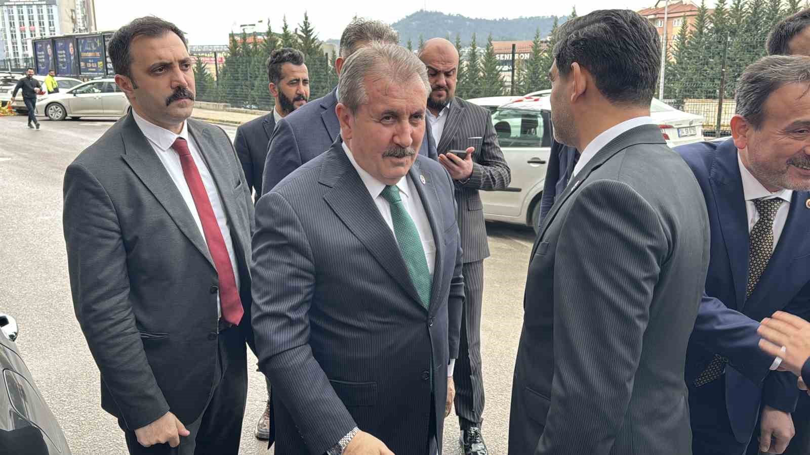 BBP Genel Başkanı Destici: "Trump ve Netenyahu gibi liderler dünya tarihinden silinmelidir"
